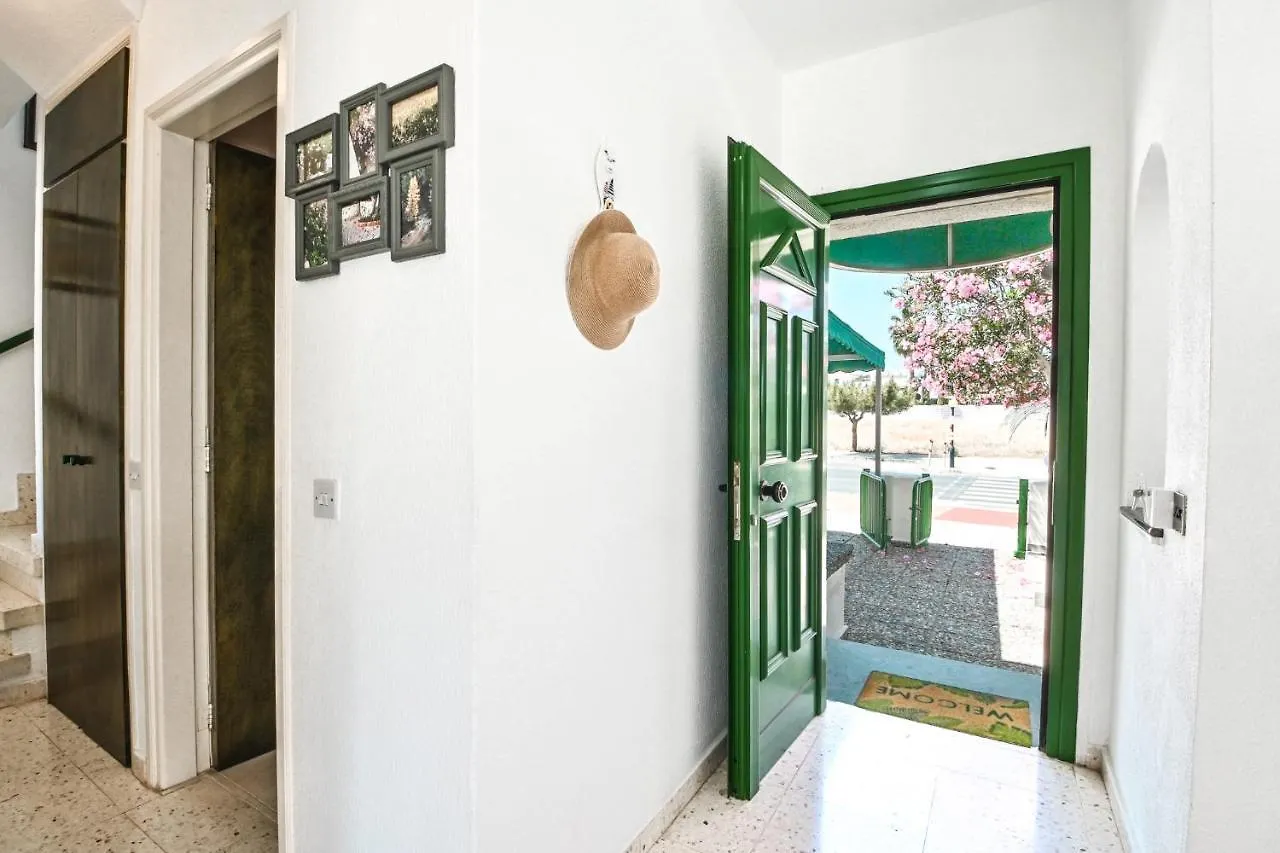 Villa 361-Walk To Protaras Fig Tree Bay & Amenities